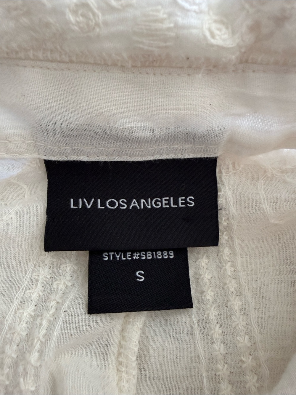 Embroidered button up - Picture 6 of 8